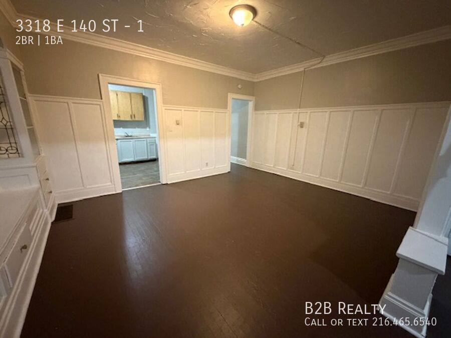 Apartment for rent at 3318 E 140 St #1, Cleveland, OH 44120