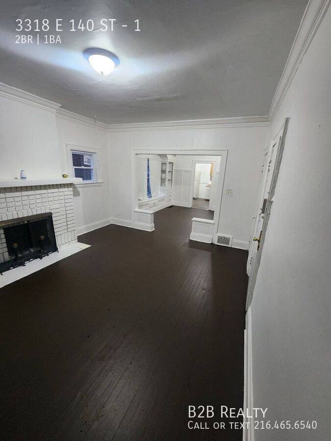 Apartment for rent at 3318 E 140 St #1, Cleveland, OH 44120
