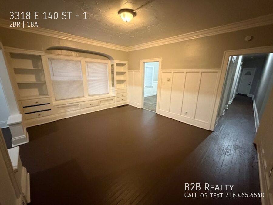 Apartment for rent at 3318 E 140 St #1, Cleveland, OH 44120
