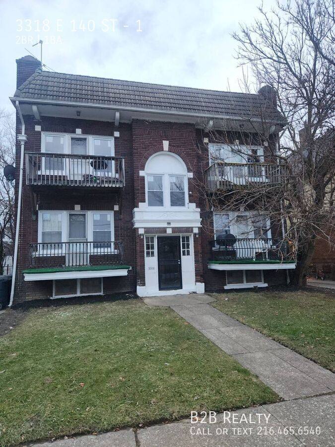 Apartment for rent at 3318 E 140 St #1, Cleveland, OH 44120