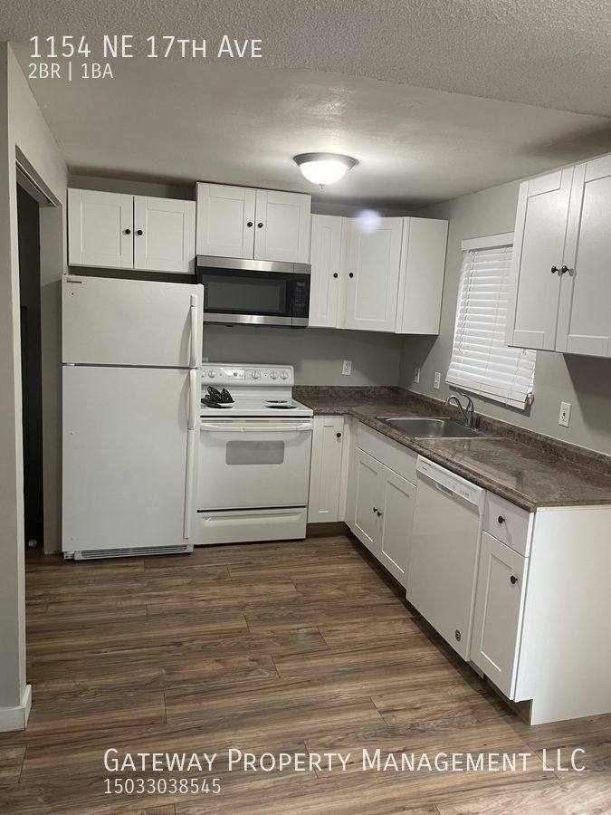 Townhouse for rent at 1154 NE 17th Ave, Hillsboro, OR 97124