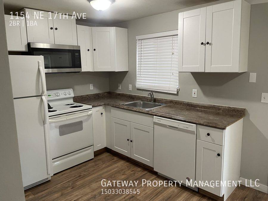 Townhouse for rent at 1154 NE 17th Ave, Hillsboro, OR 97124