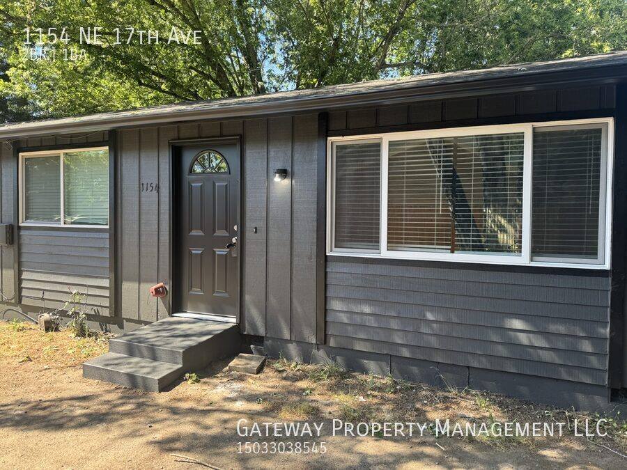 Townhouse for rent at 1154 NE 17th Ave, Hillsboro, OR 97124
