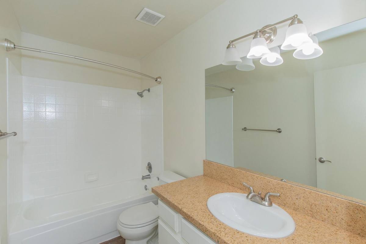 Apartment for rent at 3910 W Beechwood Ave, Fresno, CA 93711
