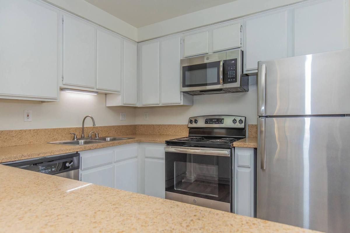 Apartment for rent at 3910 W Beechwood Ave, Fresno, CA 93711