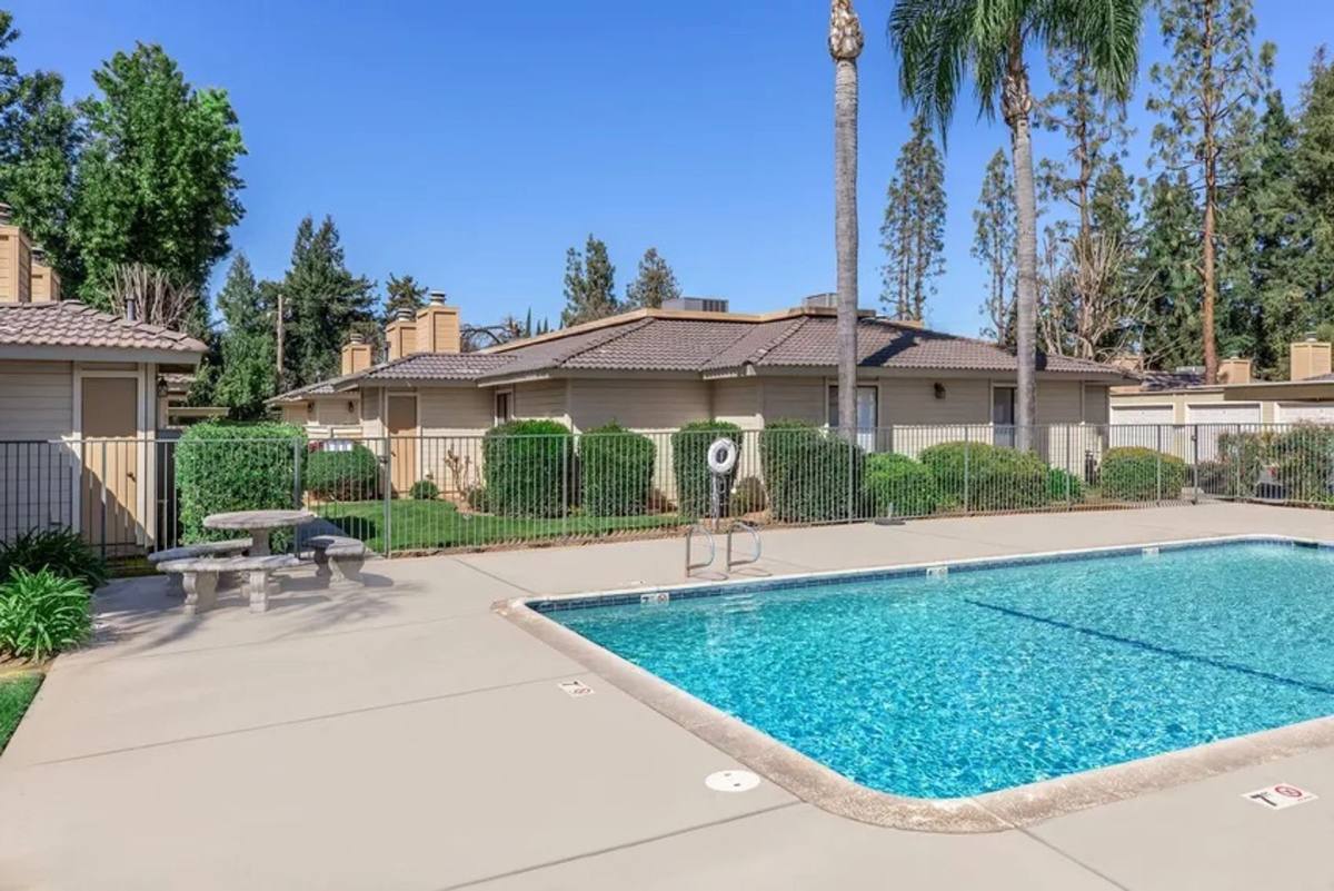 Apartment for rent at 3910 W Beechwood Ave, Fresno, CA 93711