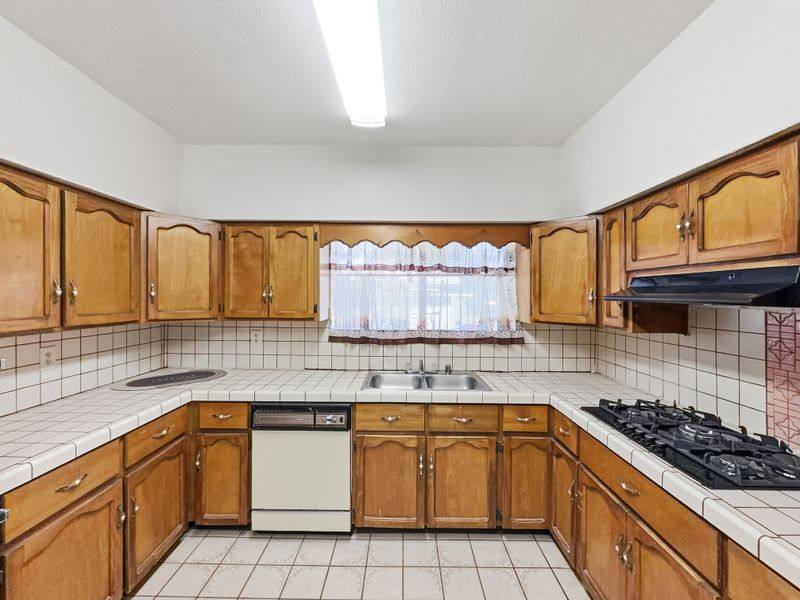 House for rent at 921 Olive Ave, El Paso, TX 79902