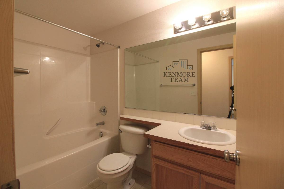 House for rent at 8819 Oliver Dr, Pasco, WA 99301