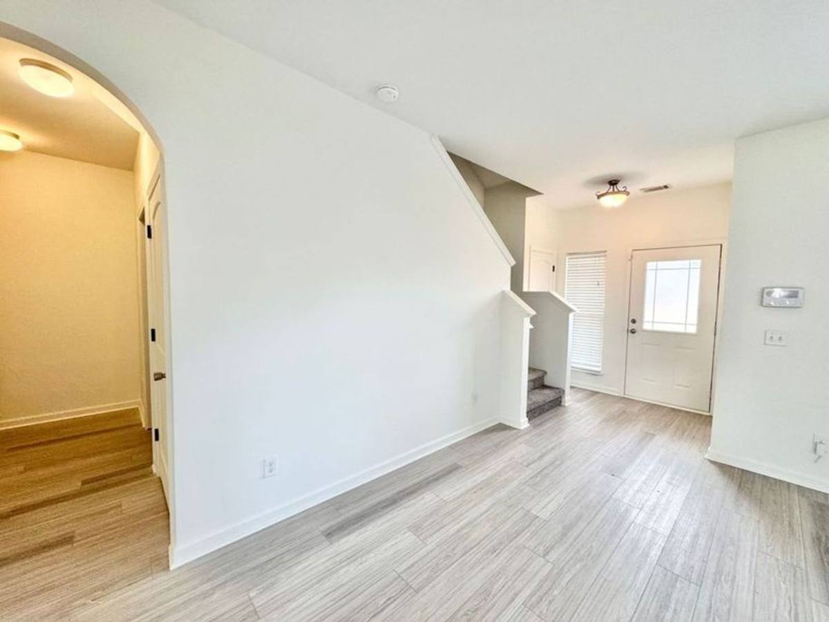 House for rent at 186 Savannah Lane, Richmond Hill, GA 31324