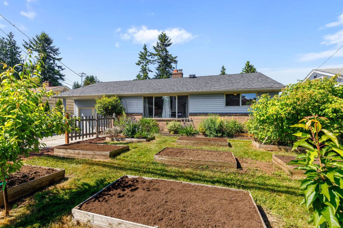 House for rent at 517 Pecks Dr, Everett, WA 98203