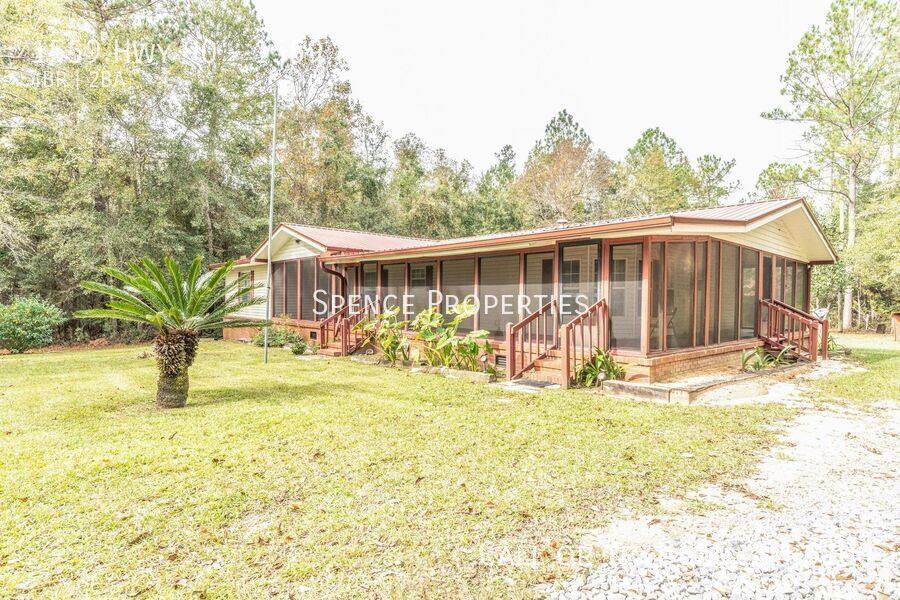 House for rent at 1559 Highway 90, Baker, FL 32531