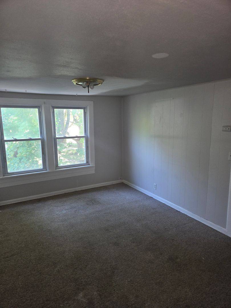 Apartment for rent at 490 & 492 McHenry St, Burlington, WI 53105