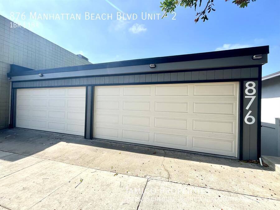 Apartment for rent at 876 Manhattan Beach Blvd #2, Manhattan Beach, CA 90266