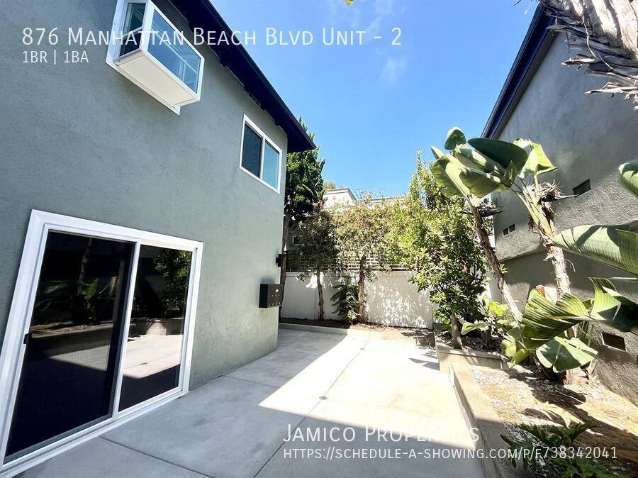 Apartment for rent at 876 Manhattan Beach Blvd #2, Manhattan Beach, CA 90266