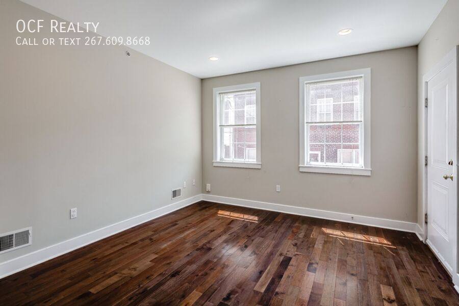 Apartment for rent at 2635 Catharine St #A, Philadelphia, PA 19146