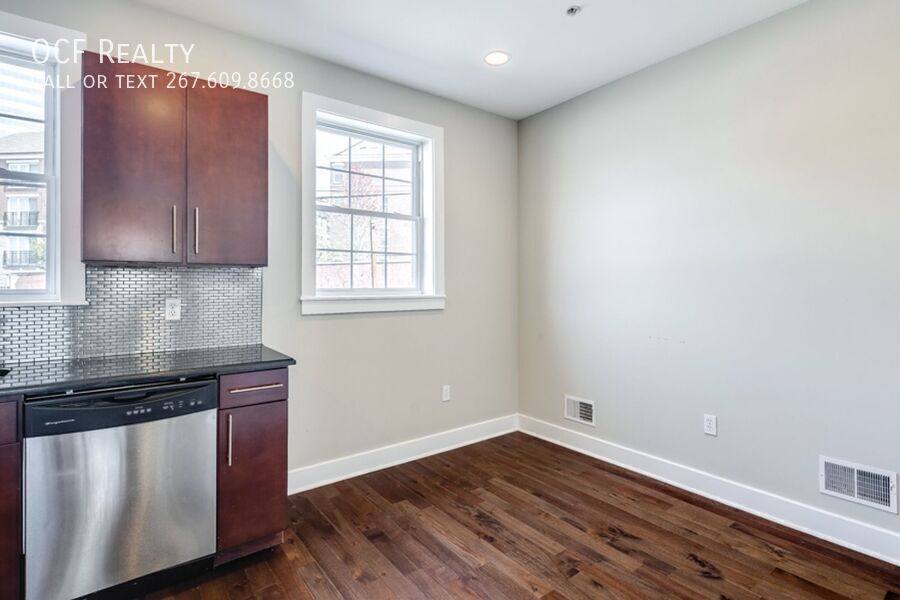 Apartment for rent at 2635 Catharine St #A, Philadelphia, PA 19146
