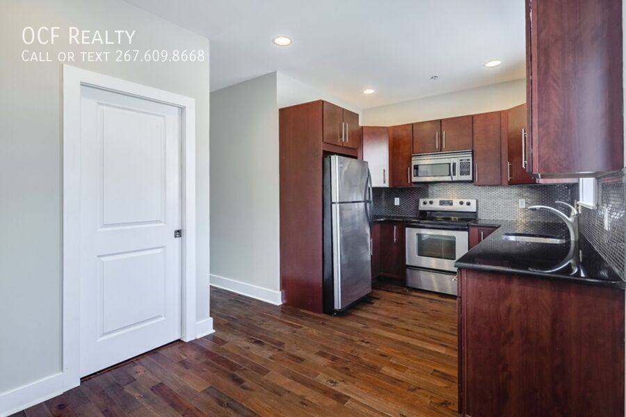 Apartment for rent at 2635 Catharine St #A, Philadelphia, PA 19146