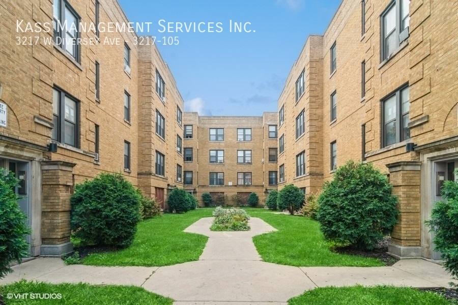 Apartment for rent at 3217 W Diversey Ave #105, Chicago, IL 60647