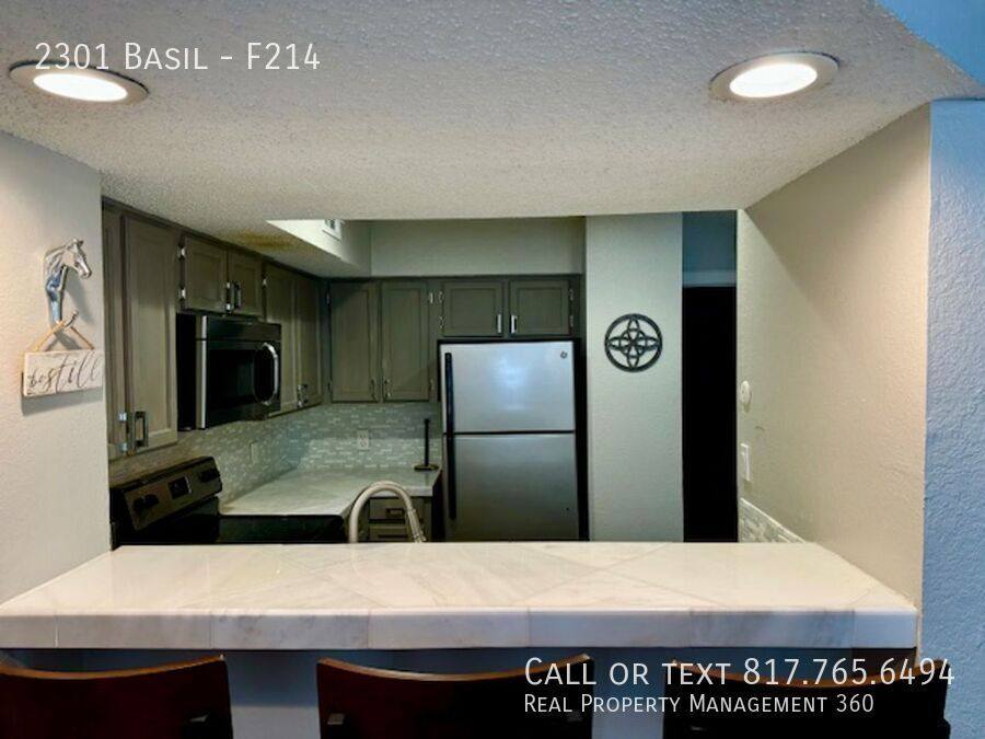 Condo for rent at 2301 Basil #F214, Arlington, TX 76006