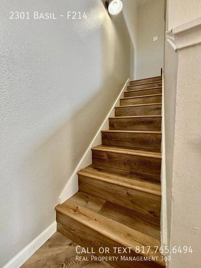 Condo for rent at 2301 Basil #F214, Arlington, TX 76006