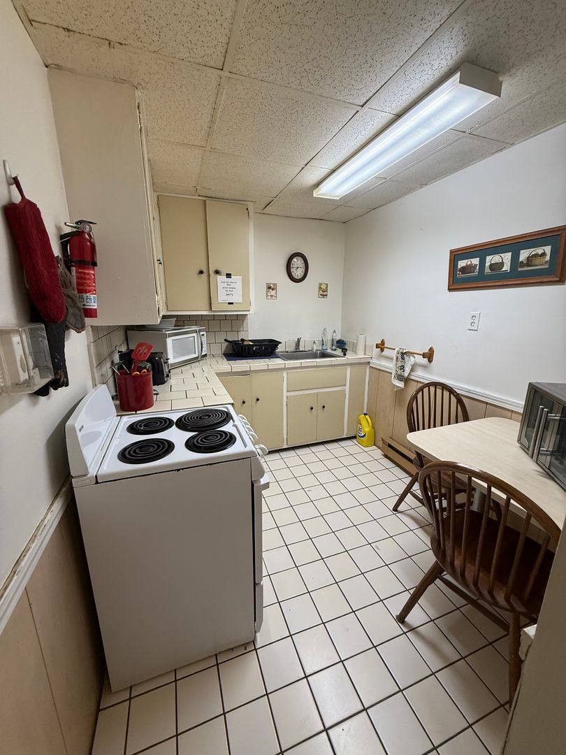 Apartment for rent at 39 A-F Prospect St, Plainfield, CT 06374