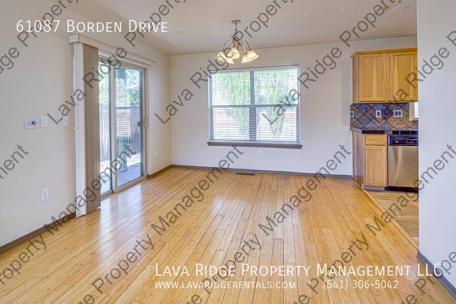 House for rent at 61087 Borden Dr, Bend, OR 97702