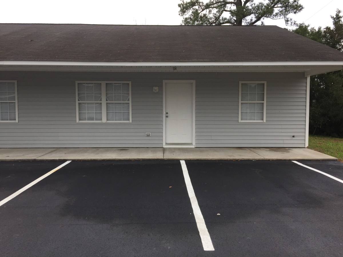 House for rent at 134 W Pine St, New Bern, NC 28560