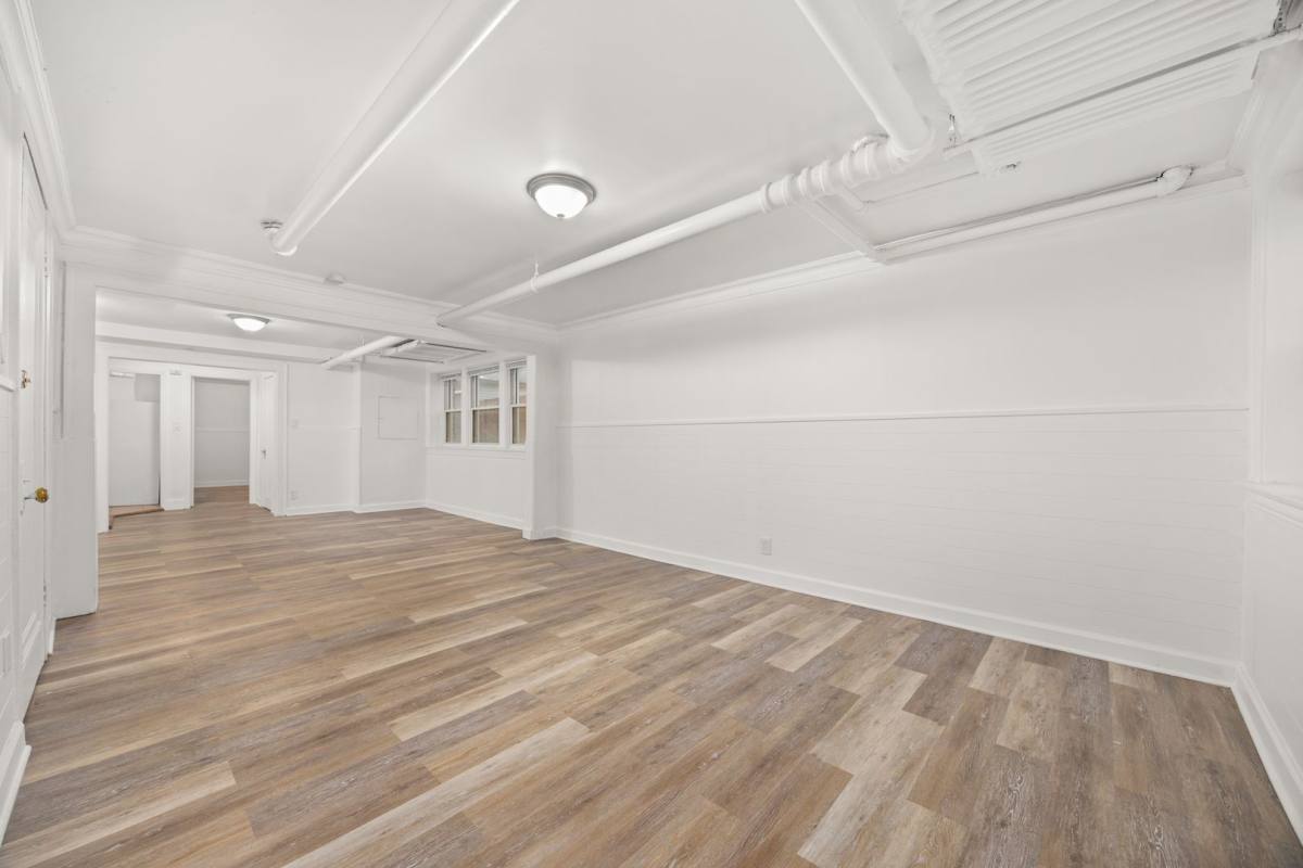 Apartment for rent at 1900 S 51st Ave 5111 W 19th St Bmt #BMT, Cicero, IL 60804