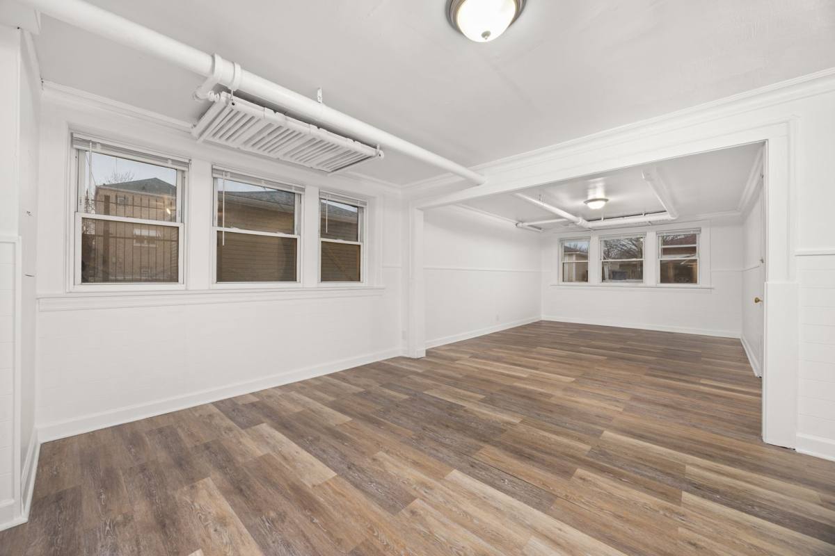 Apartment for rent at 1900 S 51st Ave 5111 W 19th St Bmt #BMT, Cicero, IL 60804
