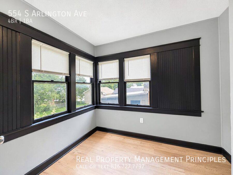 House for rent at 554 S Arlington Ave, Independence, MO 64053