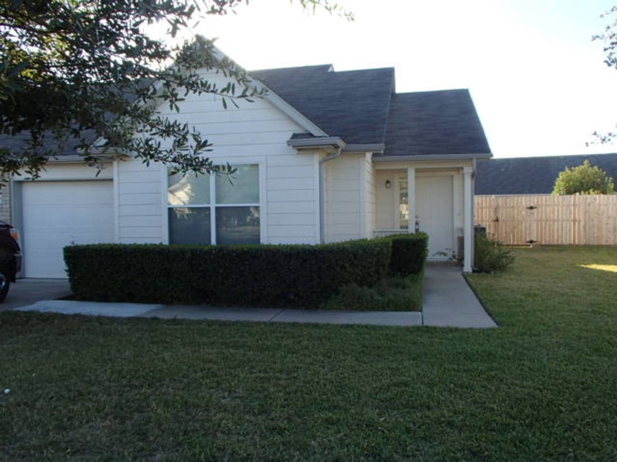 House for rent at 1010 Kajon Cove, Georgetown, TX 78626