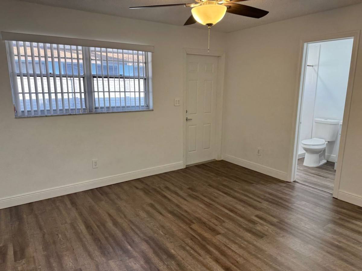 Apartment for rent at 100 SW 9th St, Hallandale, FL 33009
