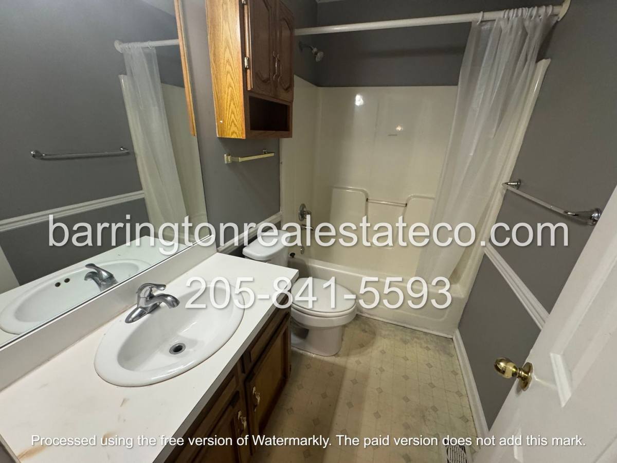 Townhouse for rent at 1983 Lane, Bessemer, AL 35023