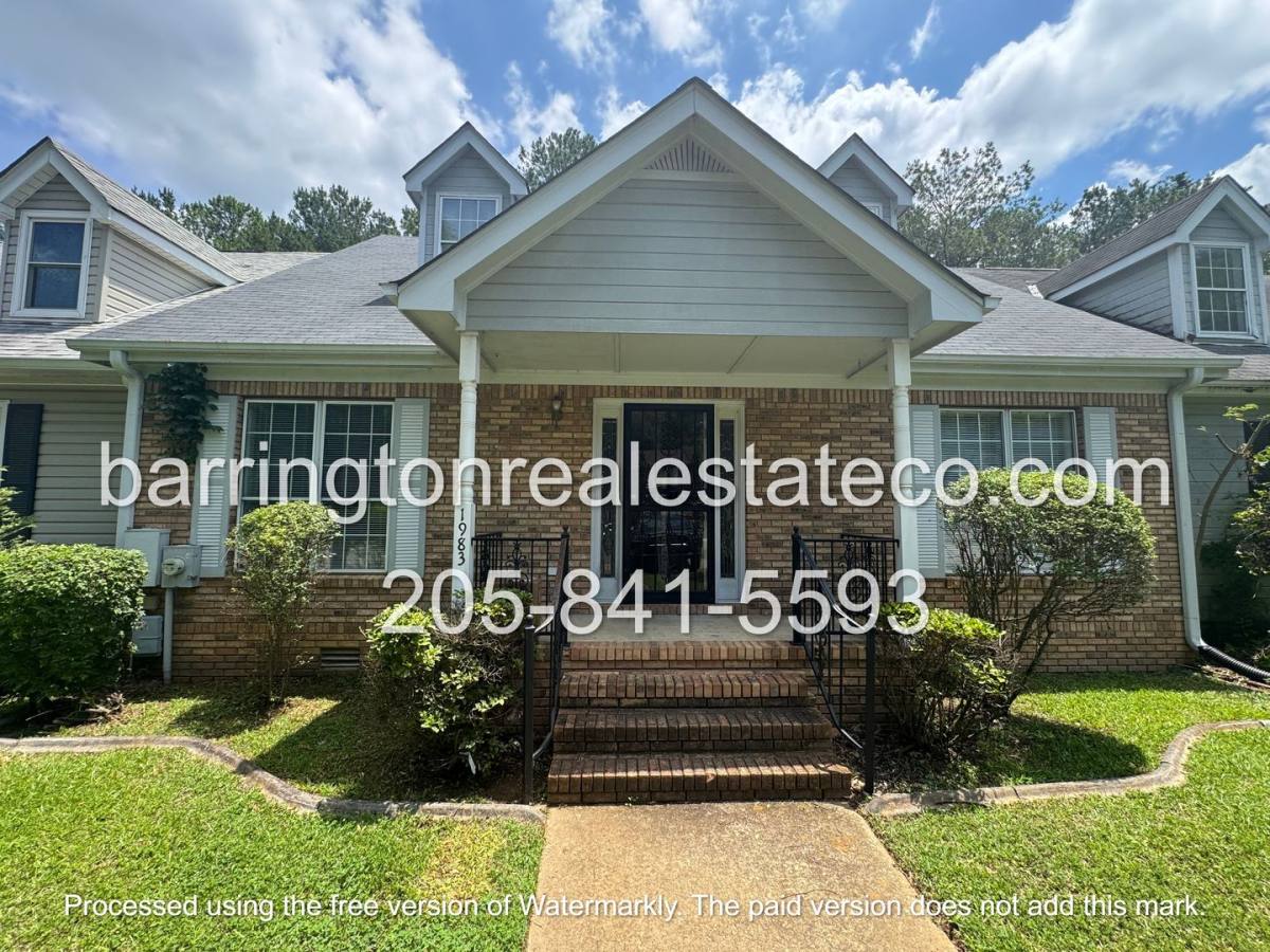 Townhouse for rent at 1983 Lane, Bessemer, AL 35023