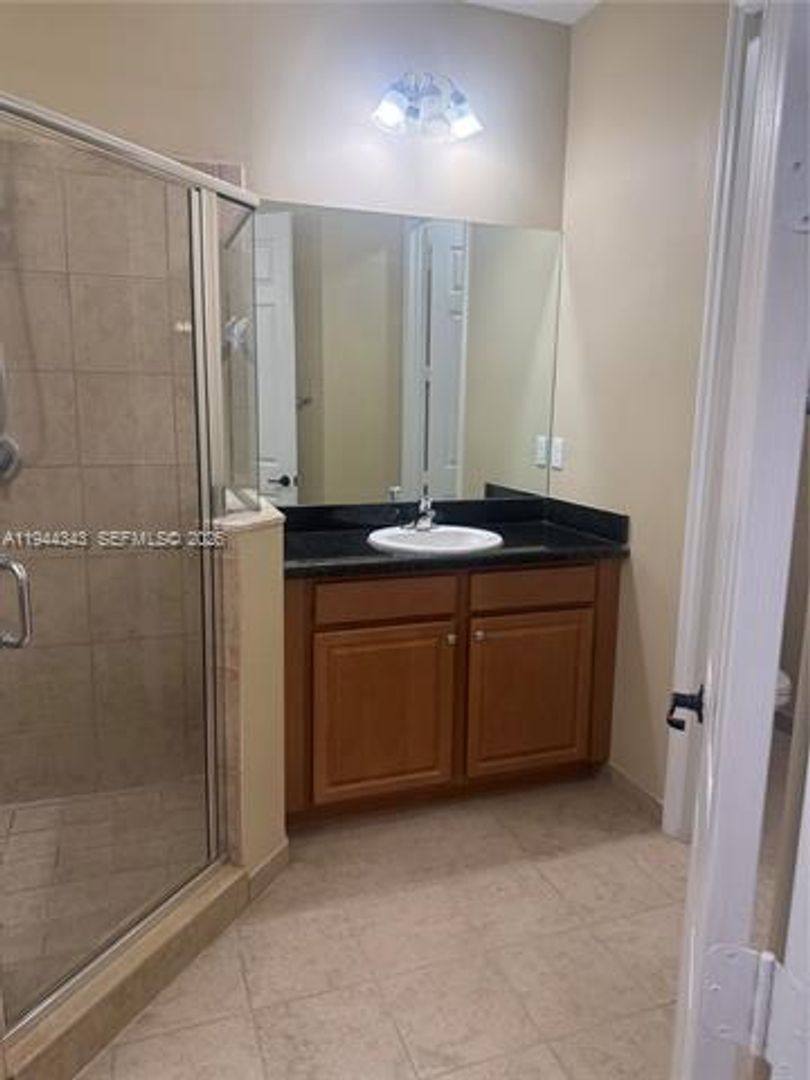 House for rent at 9044 SW 39th St, Hollywood, FL 33025
