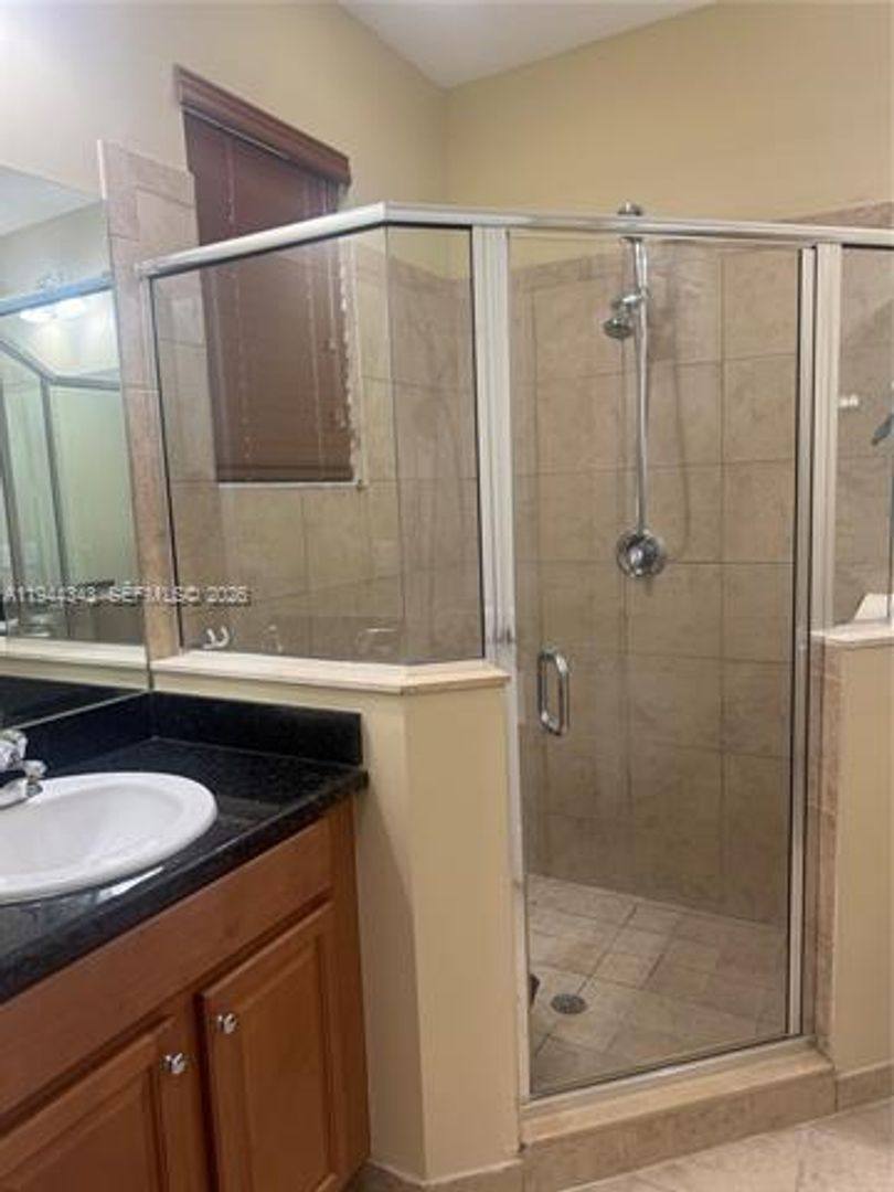 House for rent at 9044 SW 39th St, Hollywood, FL 33025