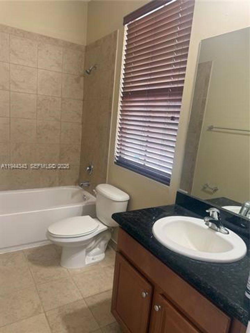 House for rent at 9044 SW 39th St, Hollywood, FL 33025