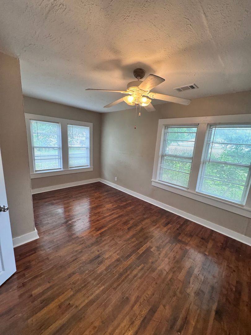 House for rent at 125 Plain St, Hot Springs National Park, AR 71913