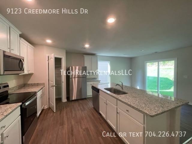 House for rent at 9123 Creedmore Hills Dr, Charlotte, NC 28214