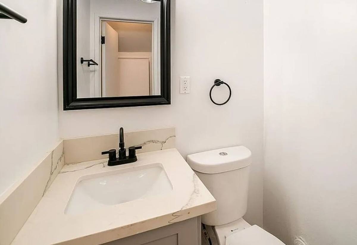 Apartment for rent at 14640 Halldale Ave, Gardena, CA 90247