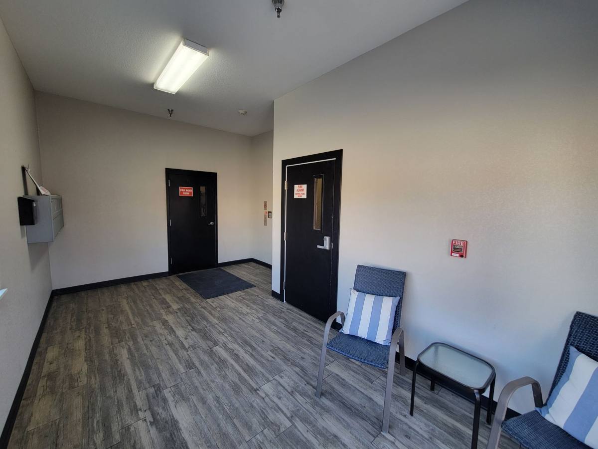 Apartment for rent at 221 E 5th St, Cedar Falls, IA 50613