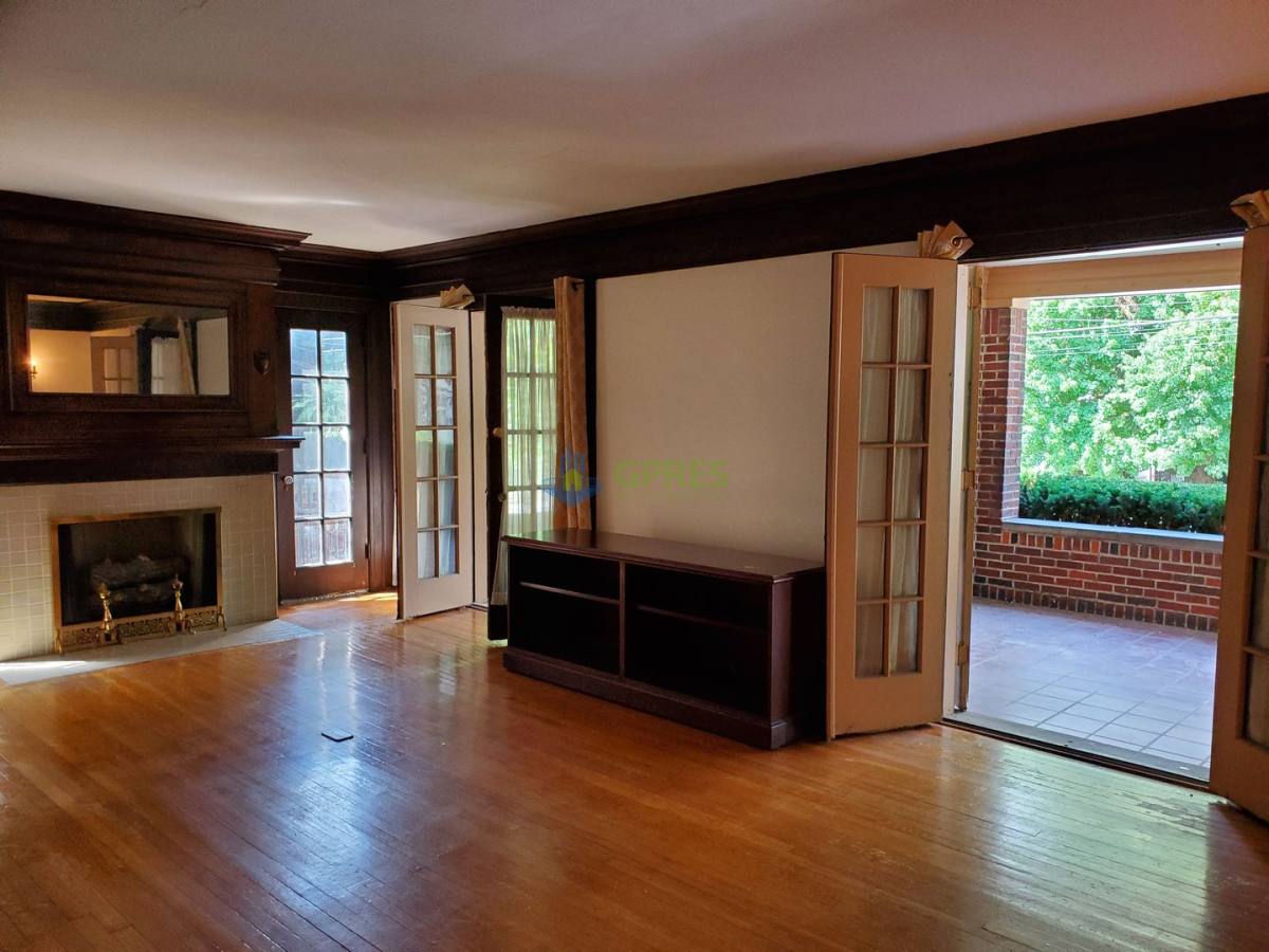 Apartment for rent at 6938 Meade St, Pittsburgh, PA 15208