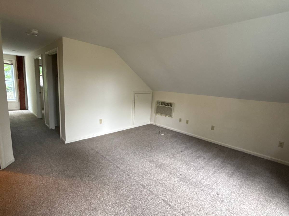 Apartment for rent at 109 Main St, Meredith, NH 03253