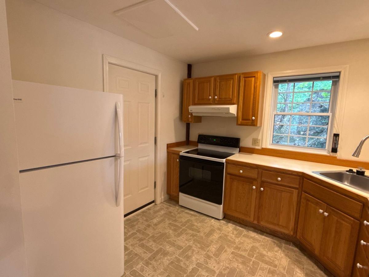 Apartment for rent at 109 Main St, Meredith, NH 03253