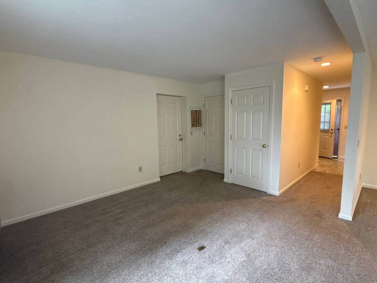 Apartment for rent at 109 Main St, Meredith, NH 03253