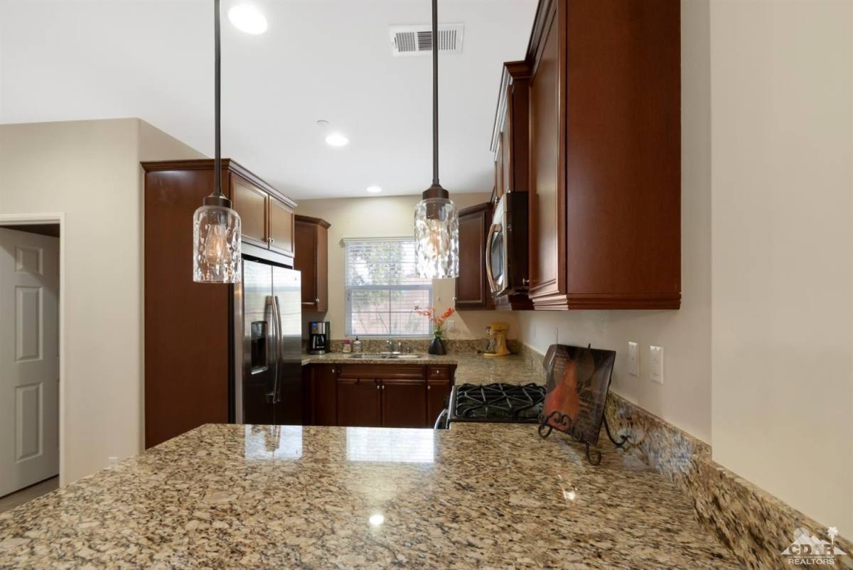 House for rent at 446 Via De La Paz, Palm Desert, CA 92211