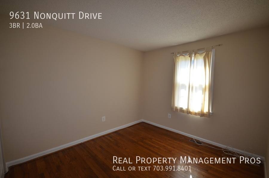 Townhouse for rent at 9631 Nonquitt Dr, Fairfax, VA 22031