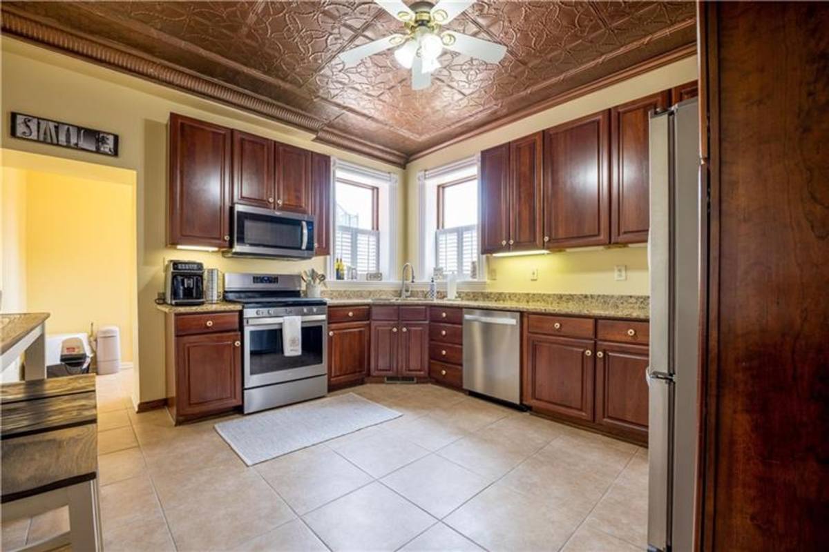 House for rent at 1011 Bradish St, Pittsburgh, PA 15203