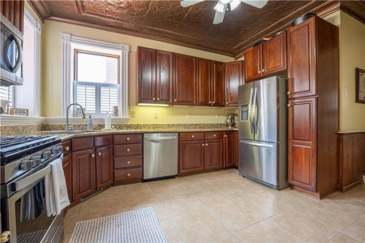 House for rent at 1011 Bradish St, Pittsburgh, PA 15203