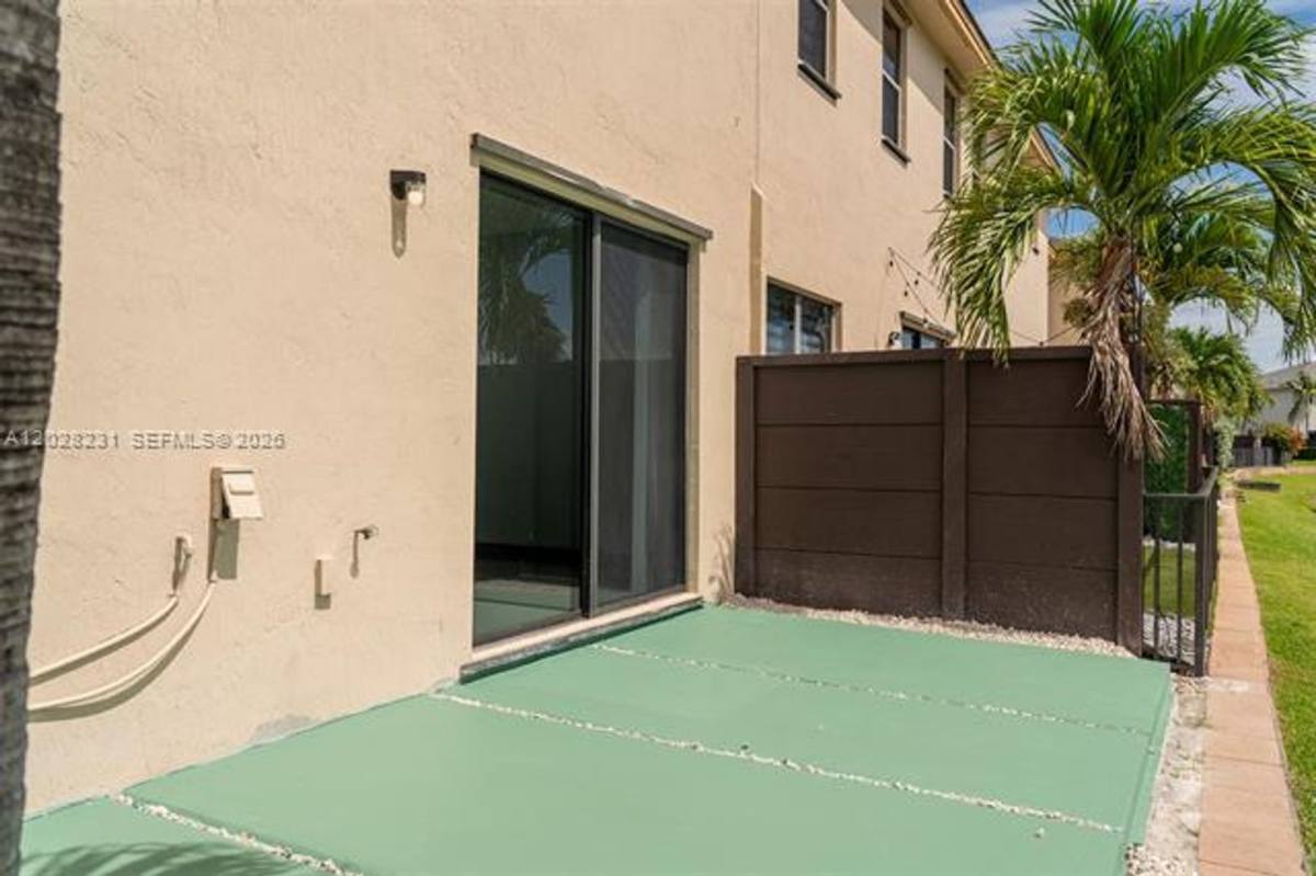 Townhouse for rent at 15675 NW 91st Court, Hialeah, FL 33018